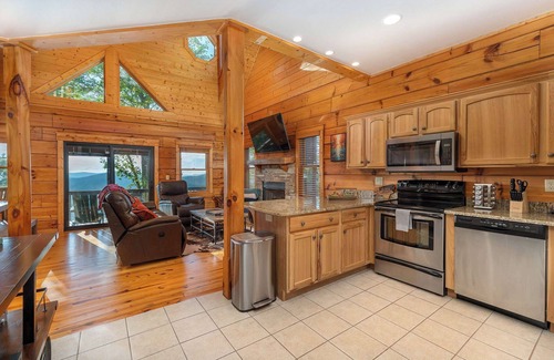 Wolf Laurel Casa | Burnt Skies Sleeps 10 Hot Tub Foosball Darts