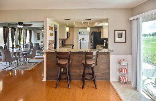 Burnt Store Isles Casa | Burnt Store Isles Golf Home, W/Hot Tub/King Bed/Fast WIFI/Unbeatable Location