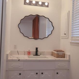 North San Antonio - SAT Casa | Burr oak