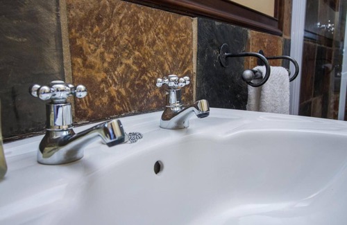 George Casa | Burrough place