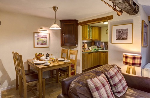 Windermere Cabaña | Burrow Cottage