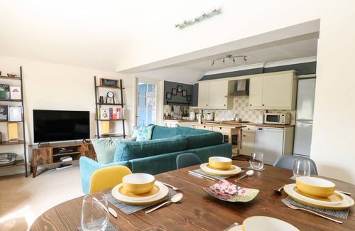 Stalham Cabaña | BURTONS MILL RETREAT, family friendly in Stalham