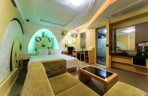 Dongnae District Hotel | Busan Dongnae G and G