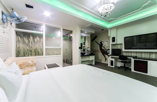 Dongnae District Hotel | Busan Dongnae G and G