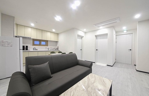 Busanjin Hotel | Busan Seomyeon Broa Hotel
