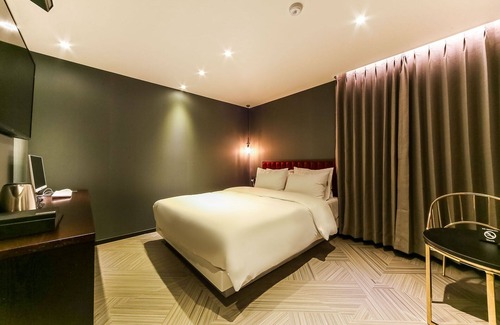 Yeonsan Hotel | Busan Yeondong-dong Hotel Smith