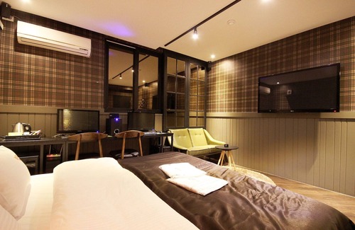 Yeonje-Gu Hotel | Busan Yeonsan Togok 2 Heaven