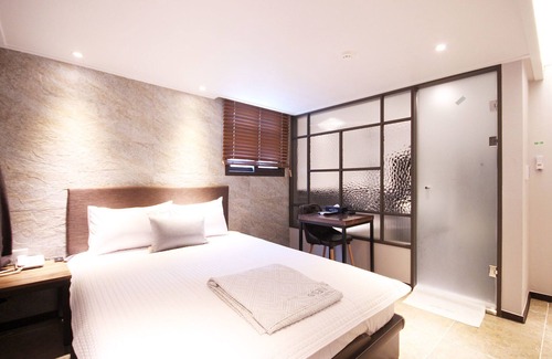 Yeonsan Hotel | Busan Yeonsandong Hue