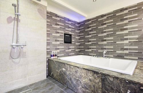 Yeonsan Hotel | Busan Yeonsandong With