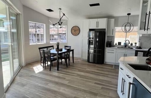 Parker Strip Casa | Bush Master Suite Sum