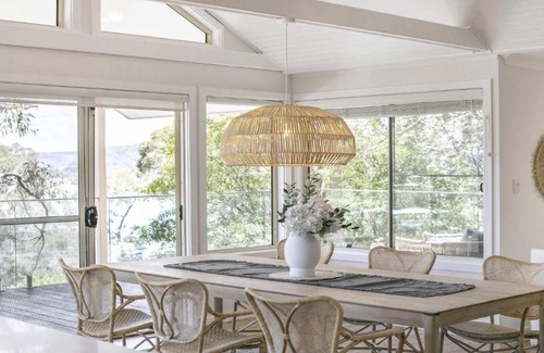 Hardys Bay Casa | Bush Retreat with Bayviews at Pretty Beach