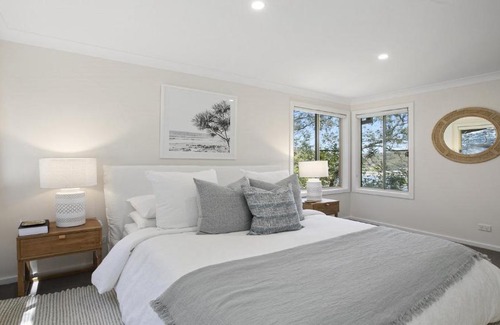 Hardys Bay Casa | Bush Retreat with Bayviews at Pretty Beach