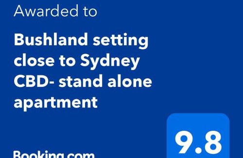 Lane Cove North Apartamento | Bushland setting close to Sydney CBD- stand alone apartment
