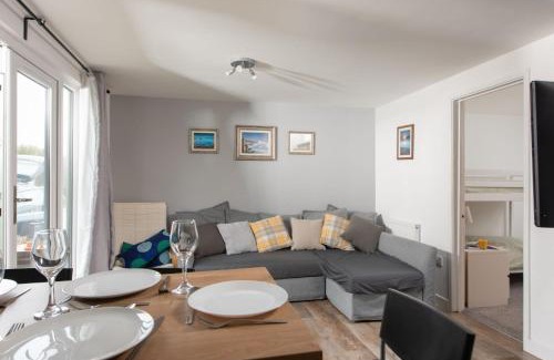 Helston Casa | Bushwood - Free WiFi - Parking - Pet Friendly - On-site Activities