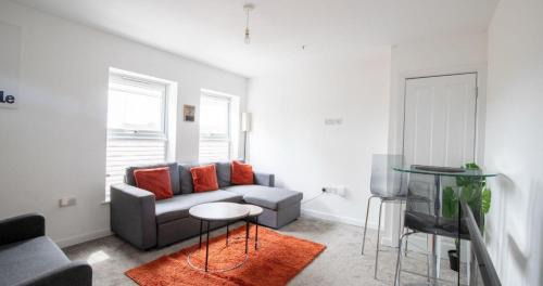 Northampton Apartamento | Business & Family-Friendly 2BR Racecourse Park 5min to Town & Hospital Parking WiFi