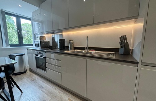 Barnt Green Apartamento | Business-Ready Studio, Free Parking - NEC & Airport
