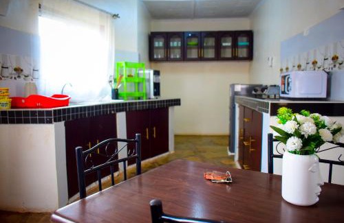 Voi Casa | Bustani Luxury Cottages