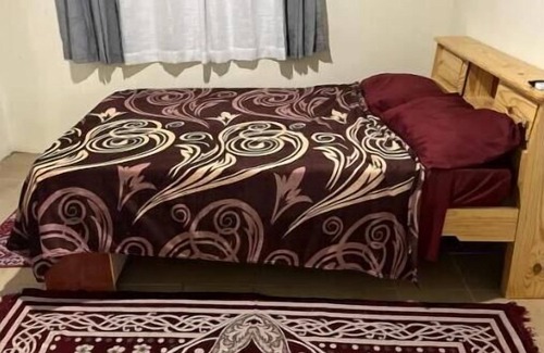 Marabella Apartamento | Busy area of Marabella,close to market, Brian Lara stadium shopping areas.