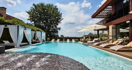 Abadszalok Casa | Butik Design Rooms