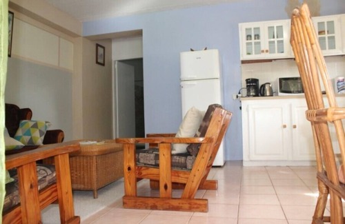 Arnos Vale Apartamento | Buttercup Cottage Apartments