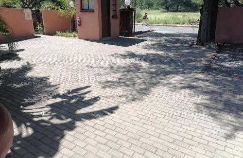 Phalaborwa Casa | Butterfly tree guesthouse