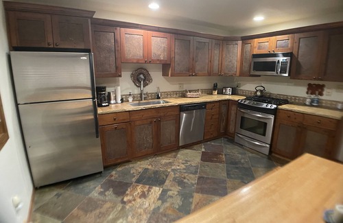 Crested Butte Condominio | Buttes Condo, Slopeside! Montaña de lujo. Genial para la familia y amigos.