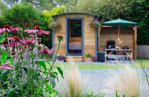 Kilgetty Otro | Buttles Shepherd's Hut
