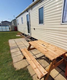 Clacton-on-Sea Casa | Buxton's Holiday Home - 'Park Holiday's' complex - St Osyth - Clacton-on-Sea