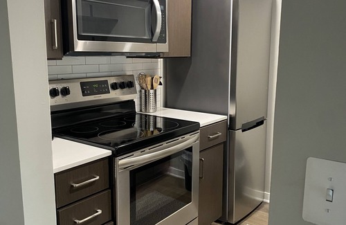 Cardozo Apartamento | Buzzing H St Corridor penthouse Style Unit with Amazing Balcony and 360 View