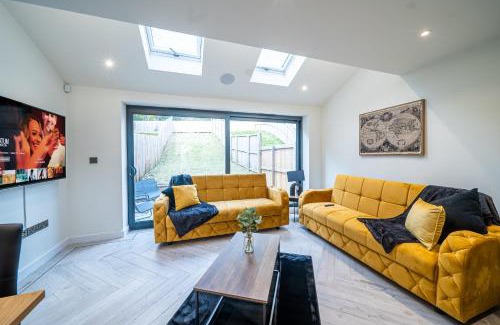 Leeds Apartamento | Bv Luxury 3 Bedroom Townhouse At Bed Cliff Oaks