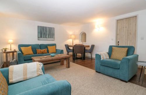 Edern Casa | Bwthyn Cerrig Man Pebble Cottage