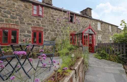 Cemmaes Casa | Bwthyn Dyfi