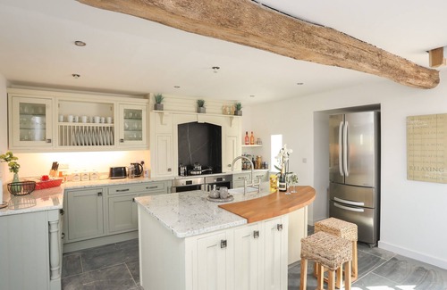 Nefyn Cabaña | BWTHYN GWENYN YR HAF (SUMMER BEE BARNS), pet friendly in Nefyn