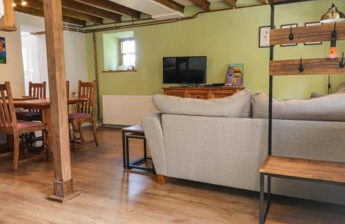 Boduan Casa | Bwthyn Gwyn Ty'n Y Pant