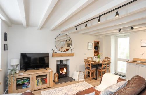 Cemaes Bay Casa | Bwthyn Lili Lily Cottage