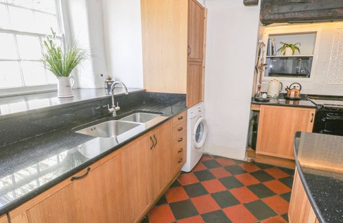 Llanfair Casa | Bwthyn Morse, LLANFAIR