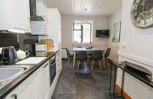 Maentwrog Cabaña | BWTHYN Y COEDIWR (THE WOODCUTTERS COTTAGE) in Tan Y Bwlch, Maentwrog
