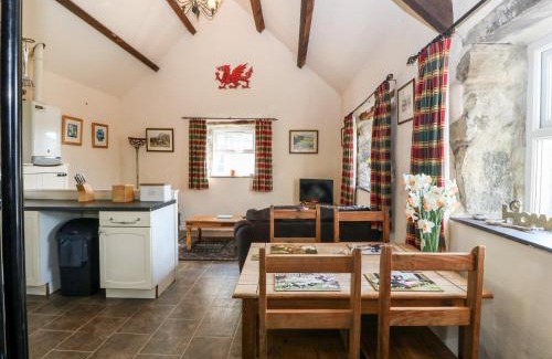 Rhyd-y-clafdy Casa | Bwthyn yr Onnen Ash Cottage