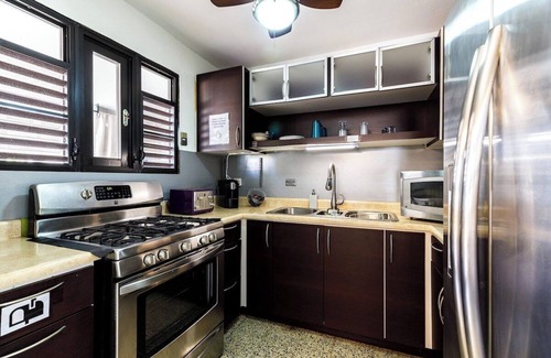 Sabana Abajo Casa | By Airport-Beach | Central AC | Parking | Backyard