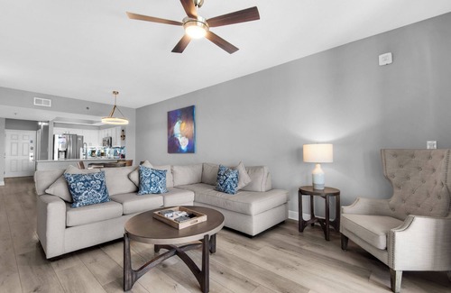 Seaspray Condominio | ⭐By Beach in Seascape-Gulf Views-2 Pools + Kids Fountain-2BR Ariel Dunes I 2002