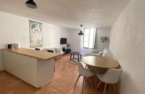 Hyeres City Centre Apartamento | By Elodie T2 cosy vieux Hyères-Parcours des arts