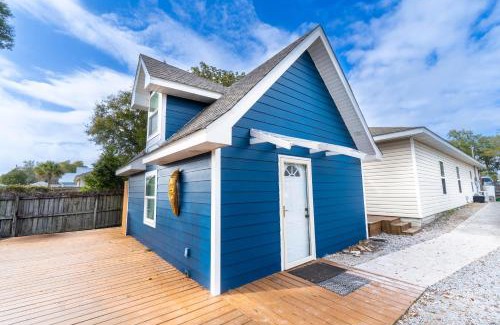 East Pensacola Heights Villa | By the Bayou, Pool, Close to Downtown