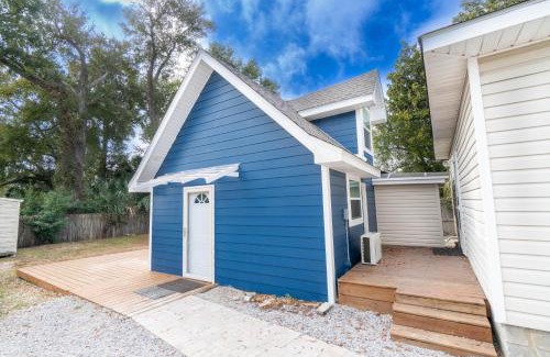 East Pensacola Heights Villa | By the Bayou, Pool, Close to Downtown