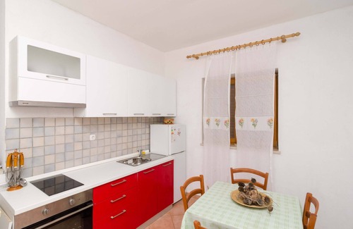 Saplunara Apartamento | By the beach apartment ** LIMUNI **