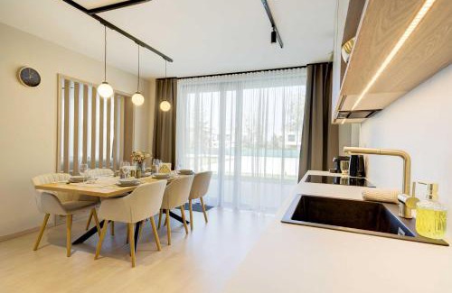 Balatonlelle Apartamento | By The Lakeside Apartment