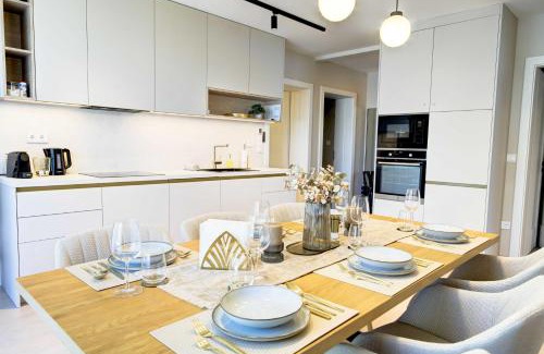 Balatonlelle Apartamento | By The Lakeside Apartment