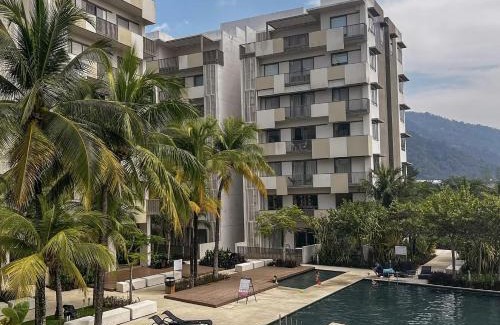 Batu Ferringhi Apartamento | By The Sea Batu Ferringhi, Penang Beach