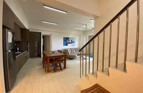 Batu Ferringhi Apartamento | BY THE SEA - Penthouse 3 bedroom