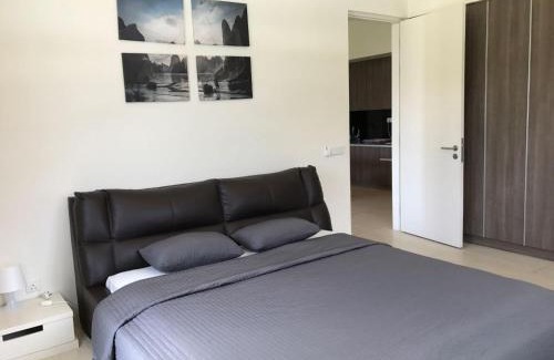 Batu Ferringhi Apartamento | By The Sea - UBTS SMART ENTERPRISE