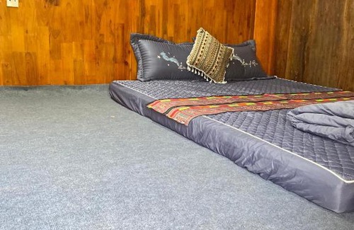 Yen Minh Casa | By The Stream Homestay